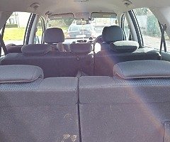 Kia carens (2010) diesel 1.6 L 7 seater
Come and see the car first and after we make deal the deal - Image 5/10