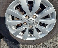 Kia carens (2010) diesel 1.6 L 7 seater
Come and see the car first and after we make deal the deal - Image 9/10