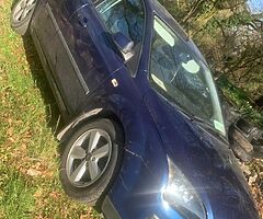 Ford Focus 1.6 petrol for breaking