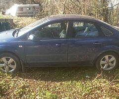 Ford Focus 1.6 petrol for breaking - Image 5/5