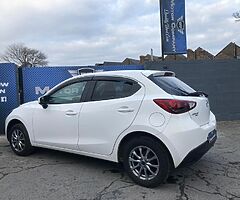 MAZDA DEMIO 1.3 ALL WHEEL DRIVE WHITE NCT - Image 4/10