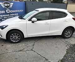 MAZDA DEMIO 1.3 ALL WHEEL DRIVE WHITE NCT - Image 5/10