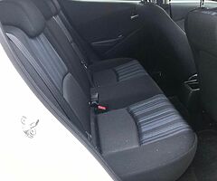 MAZDA DEMIO 1.3 ALL WHEEL DRIVE WHITE NCT - Image 8/10