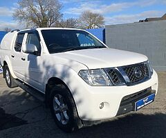 Nissan Navarro 2.5 CrewCab  White passed DOE - Image 3/10
