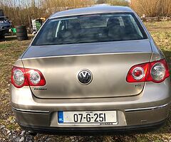 Volkswagen Passat 1.6 Petrol - Image 5/5