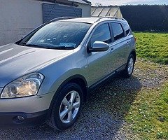 09 nissan qashqai +2