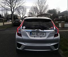 2016 Honda Fit Hybrid GP6 AWD - Image 4/10