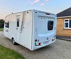 Swift Charisma 230 - Image 5/10