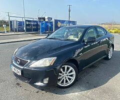 Lexus is220d