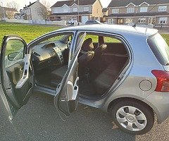 Toyota yaris 2006 - Image 6/10