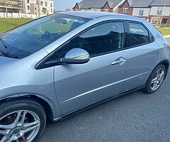 Honda Civic - Image 6/10