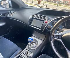 Honda Civic - Image 10/10