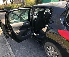 Manual Peugeot 308
Cheap - Image 5/10
