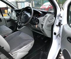 10 Vauxhall Vivaro Fridge Van - Image 6/10