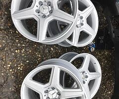 447 AMG wheels