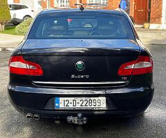 Skoda Superb 2012 2.0 Diesel - Image 4/10
