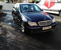 Mercedes C200