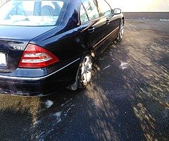 Mercedes C200 - Image 3/6