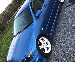 Lexus is200
