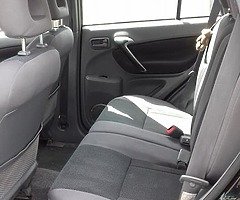 Toyota Rav4 GX - Image 5/10
