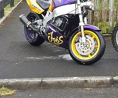 Honda fire blade 900