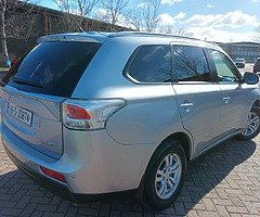 Mitsubishi Outlander - Image 3/10