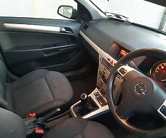 2007 opel astra  1.4 petrol nct 11/2022 tax 02/2022 - Image 6/6