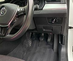 2016 Volkswagen  Passat - Image 4/8