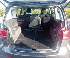 Volkswagen Touran 2013 - Image 8/10