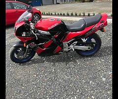gsxr 750 - Image 8/8