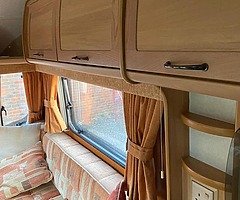 Avondale 4 berth caravan - Image 3/10