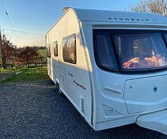 Avondale 4 berth caravan - Image 7/10