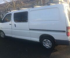 2005 Toyota hiace - Image 3/10