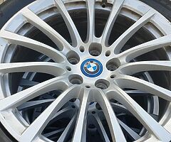 2019 BMW 530E ALLOYS 245,45,18 TYRES - Image 5/5