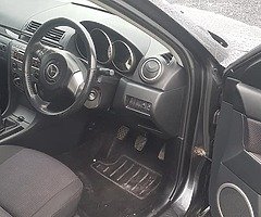 Mazda 3 - Image 5/8