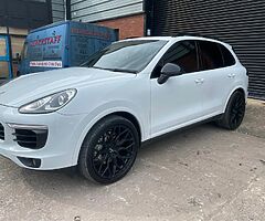 Porsche