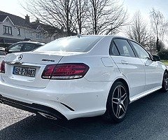 Mercedes E220 Amg Night Edition Premium - Image 6/10