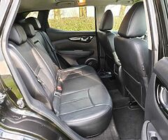 2015 Nissan Qashqai Tekna 1.5 Dci TOP SPEC - Image 10/10