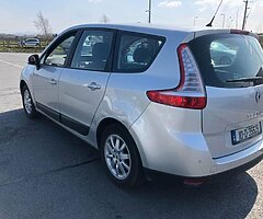 Renault Grand Scenic3 - Image 9/9