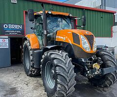New Holland t7 200