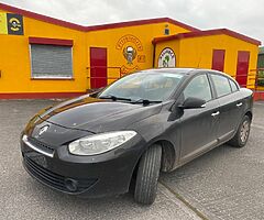2012 RENAULT  FLUENCE 1.5 DIESEL AUTO FOR PARTS!