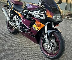 Suzuki GSX-R750 WS