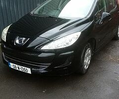 Peugeot 308 1,4 petrol 2008 parts only - Image 4/4