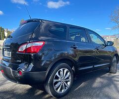 BRAND NEW NCT 2011 QUASQAI TOP SPECK 7 SETS SMALL MILES