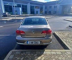 11 VW PASSAT 1.6TDI - Image 4/10