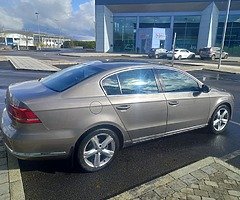 11 VW PASSAT 1.6TDI - Image 5/10