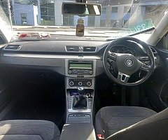 11 VW PASSAT 1.6TDI - Image 6/10