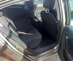 11 VW PASSAT 1.6TDI - Image 7/10