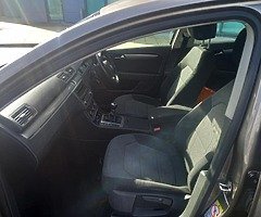 11 VW PASSAT 1.6TDI - Image 8/10