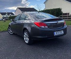 1.8 petrol, the car runs 100% on road service The new brake pads of the car are very clean inside an